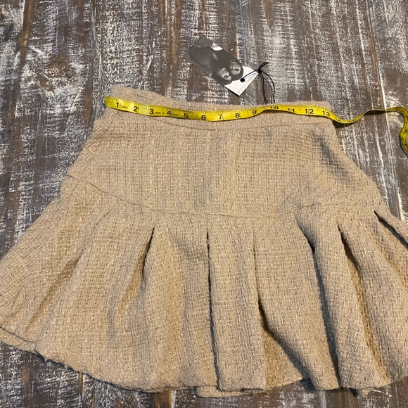 Kendall & Kylie pleated skirt sz Med NWT - Picture 10 of 10